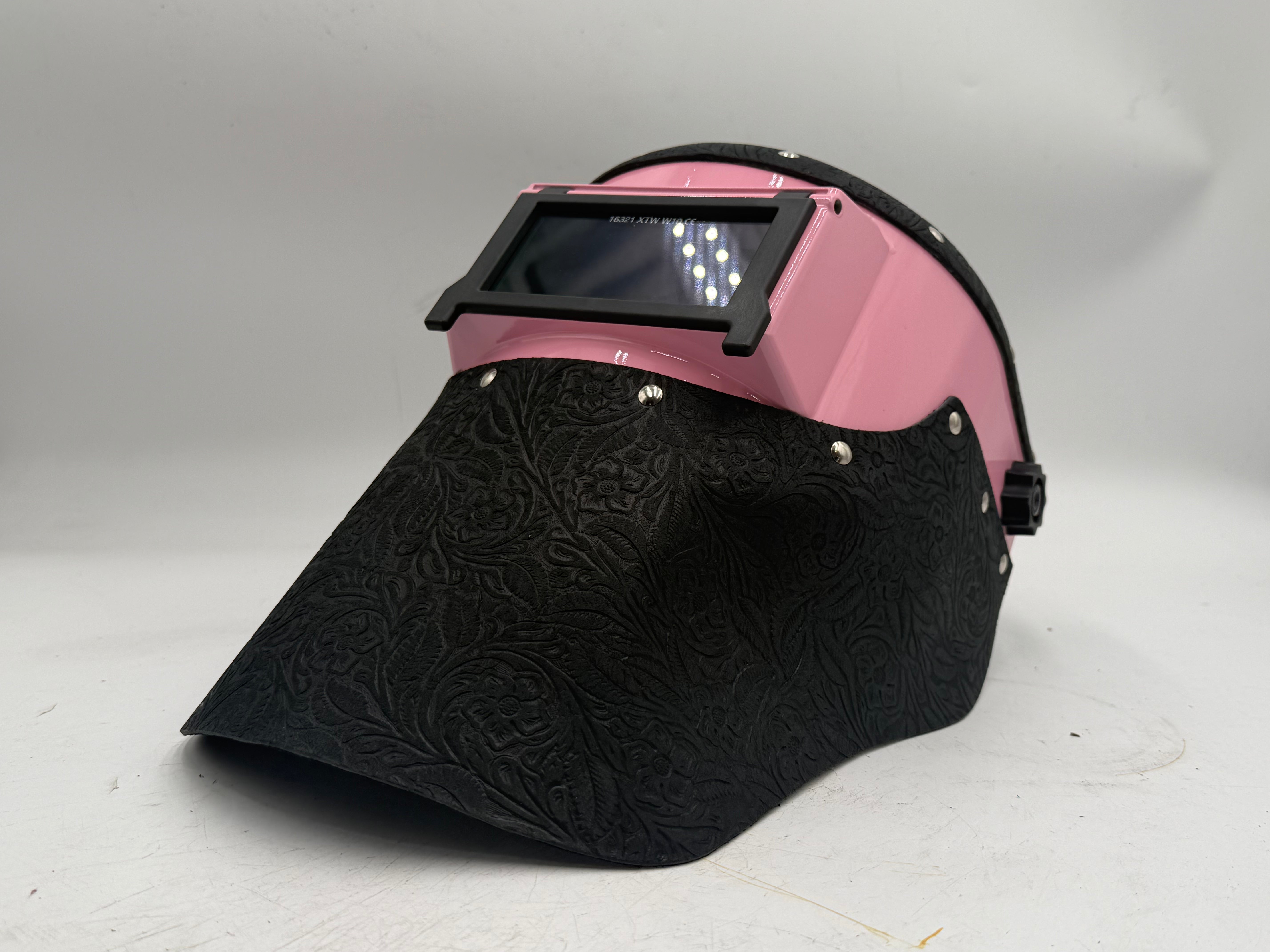 ***IN STOCK 95*** OUTLAW LEATHER - SLIMLINE  - BLACK FLORAL