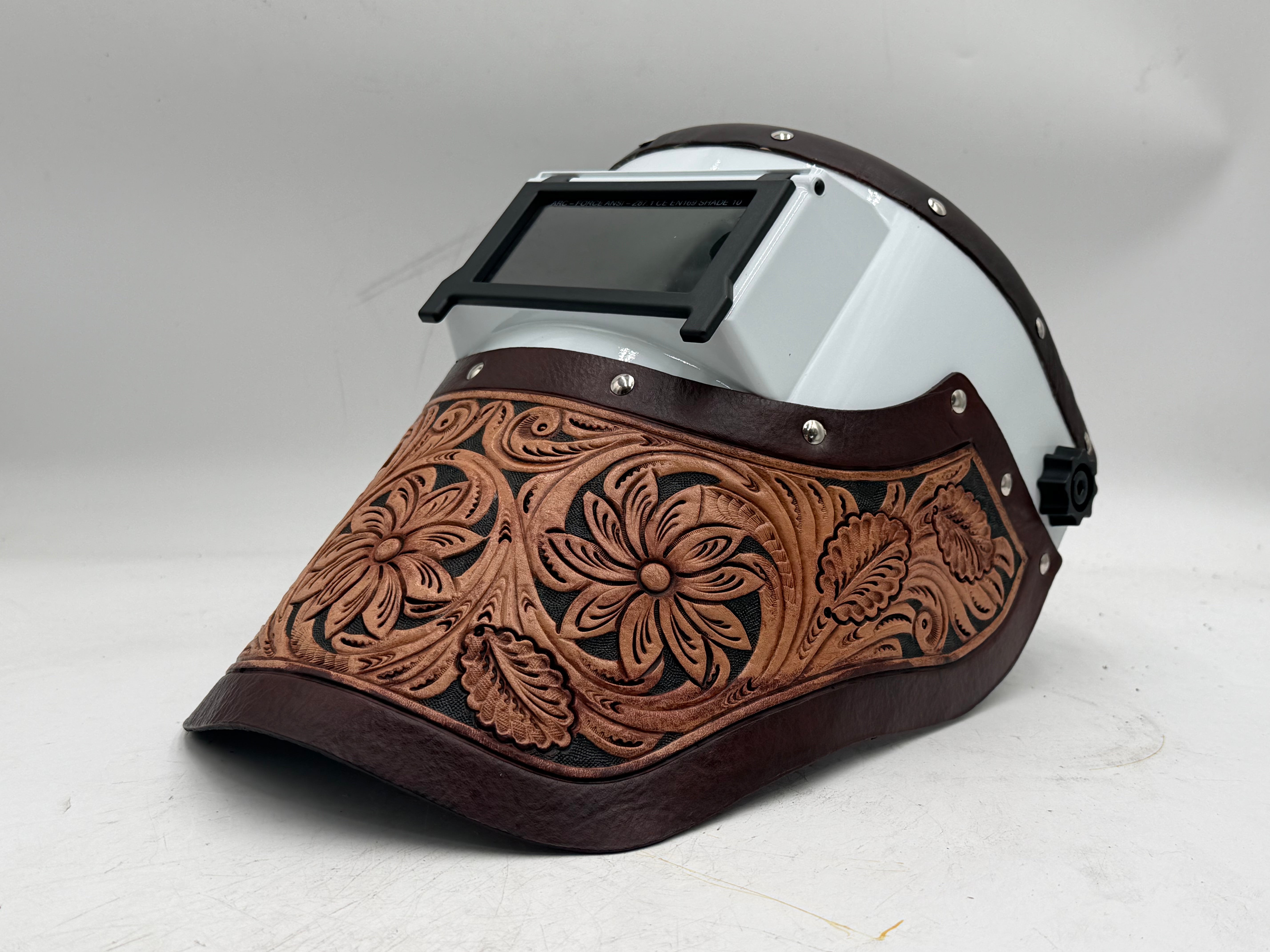 *** IN STOCK 2*** Outlaw Leather - SLIMLINE - HAND TOOLED