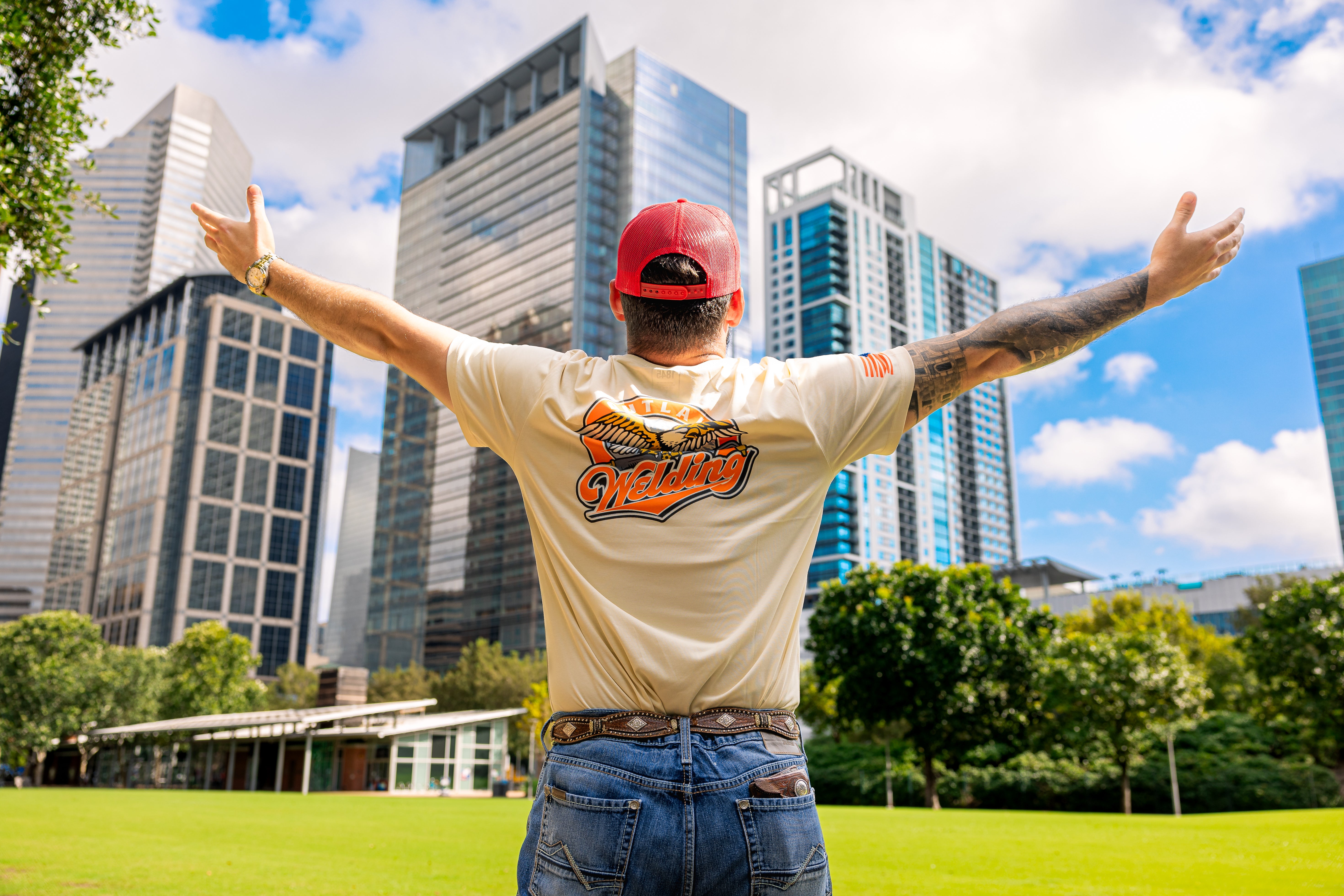 OUTLAW LEATHER *- ATTIRE - OUTLAW EAGLE